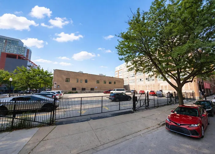 Apartment South Loop 2br Retreat Near Grant Park, Soldier Field, Adler Planetarium & Columbia College *